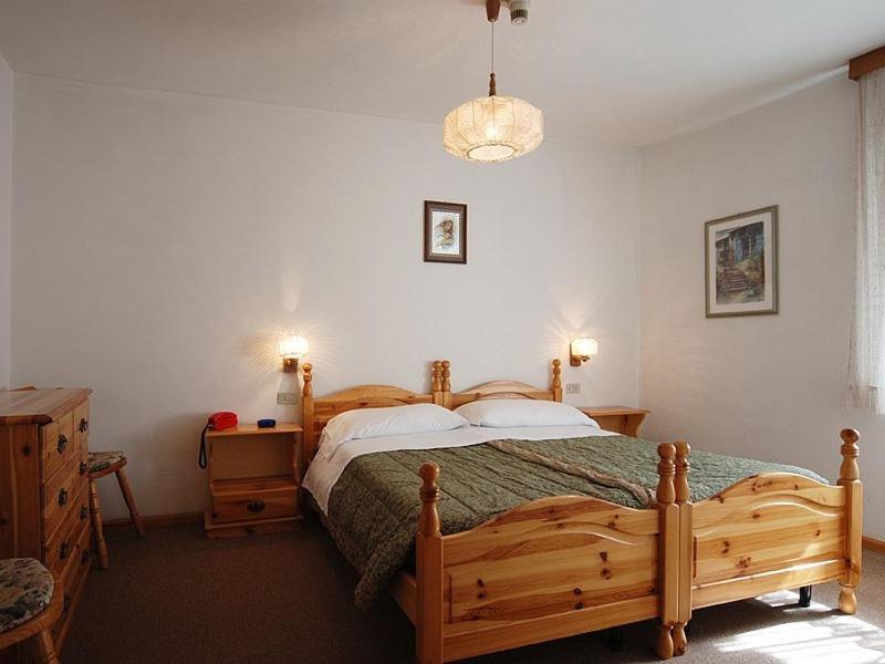 Ancora Hotel 2*