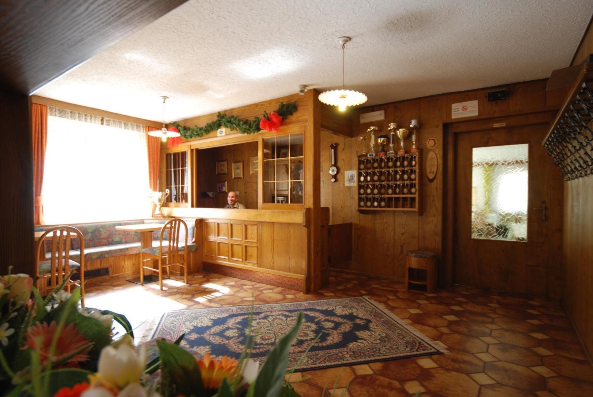 Hotel Ancora 2*
